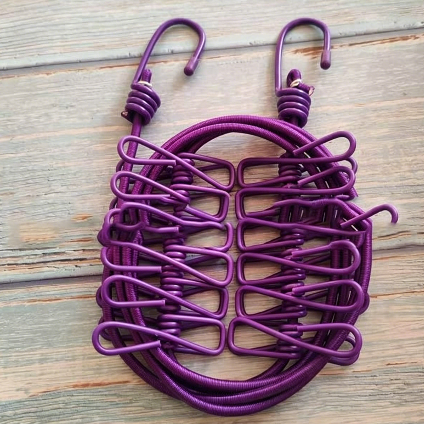 Portable Outdoor Clothesline with 12 Clips